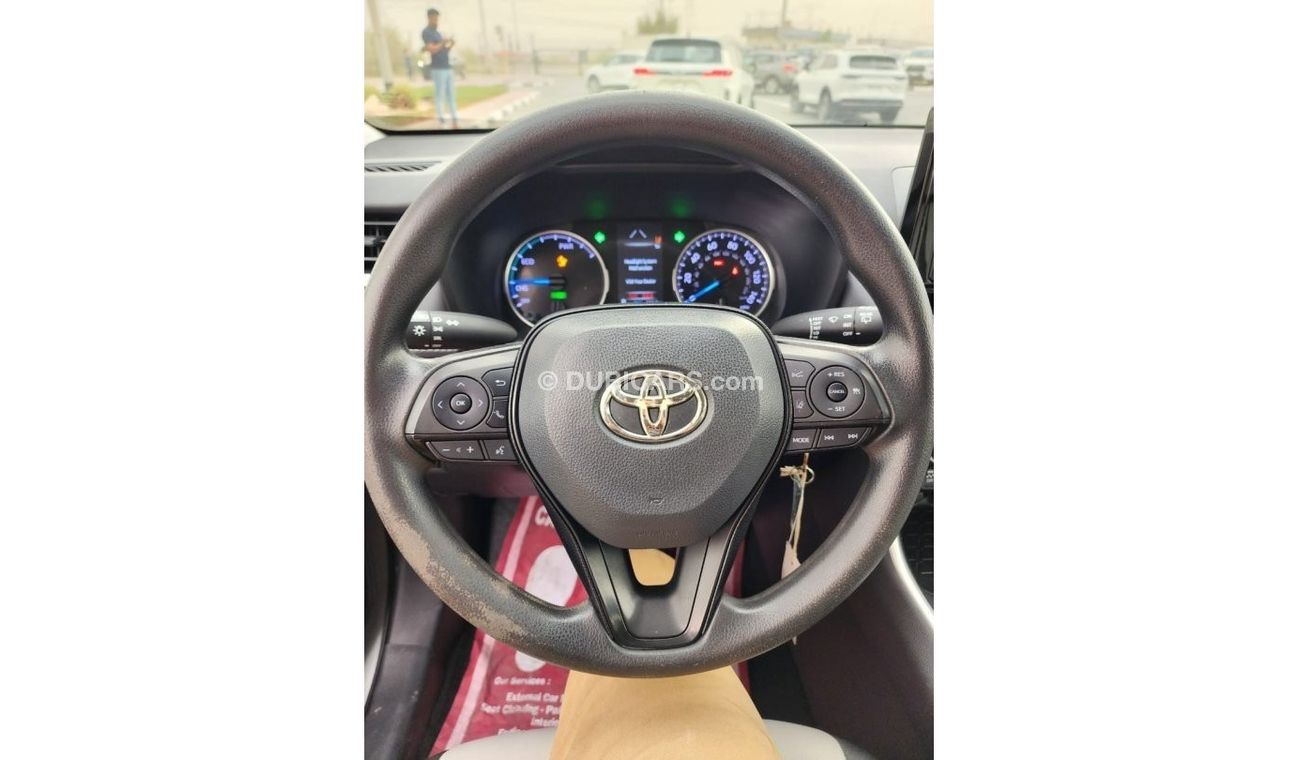 تويوتا راف ٤ LE