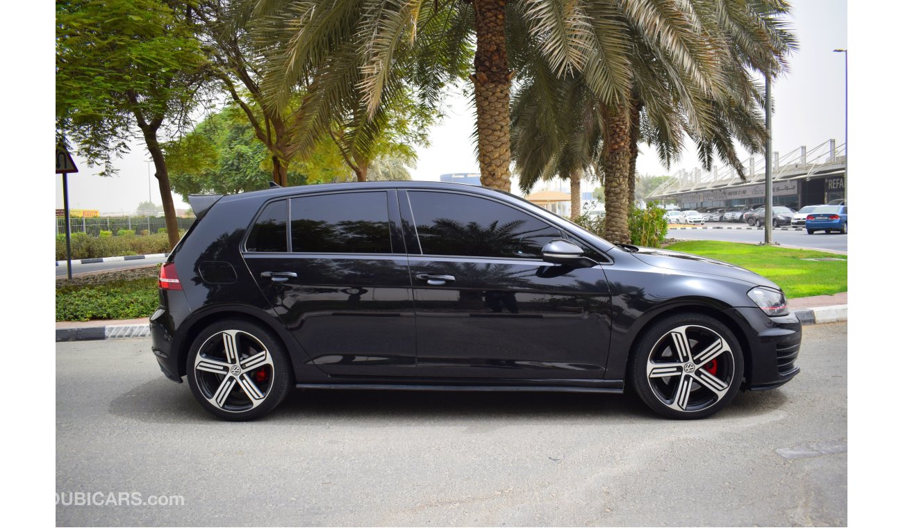 فولكس واجن جولف GTi 2016