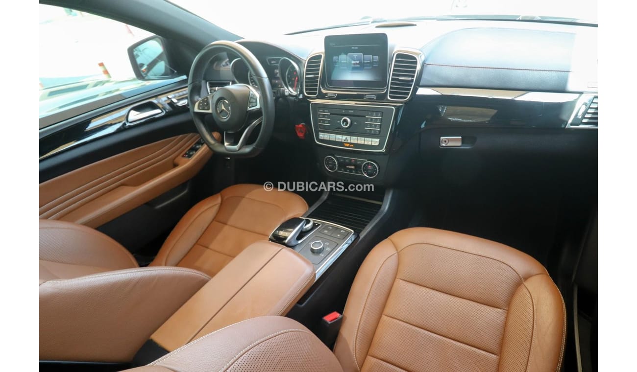 مرسيدس بنز GLE 43 AMG C292