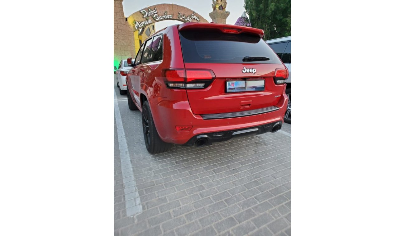 Jeep Grand Cherokee SRT