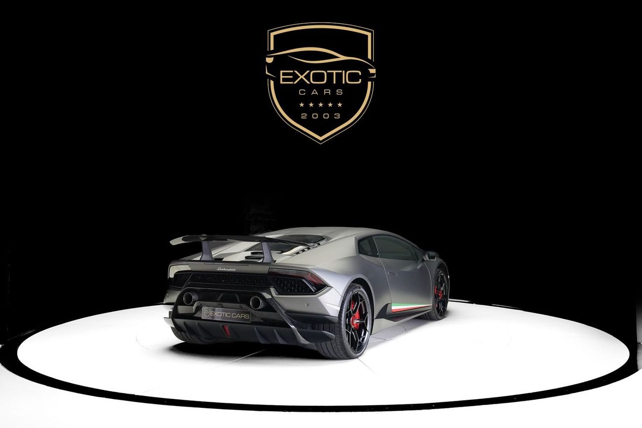 لامبورغيني هوراكان PERFORMANTE