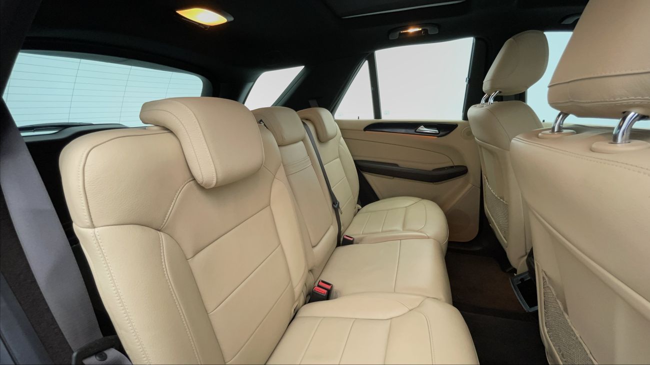 Mercedes-Benz GLE 400 STD AMG ALLOY 3 | Under Warranty | Inspected on 150+ parameters