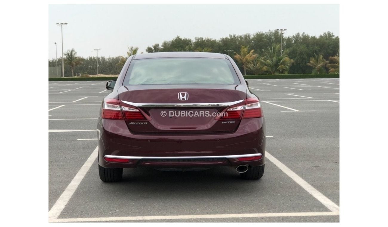 Honda Accord LX Model 2017 GCC CAR PERFECT CONDITION INSIDE AND OUTSIDE FULL OPTION SUN ROOF LEATHER SEATS NAVIGA