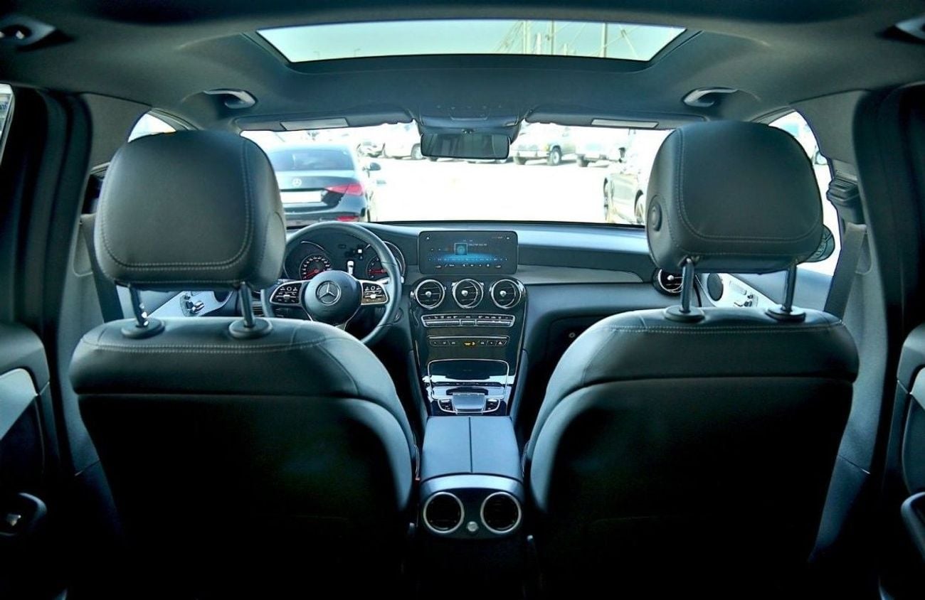 مرسيدس بنز GLC 300 AMG 2022 Luxury Compact SUVs Impressive Overall Performance