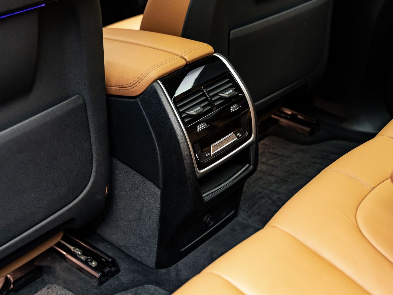 BMW X5 2019 BMW X5 xDrive40i, 1 Year Fully Comprehensive Warranty + 2029 BMW Service Contract, Low KMs, GCC