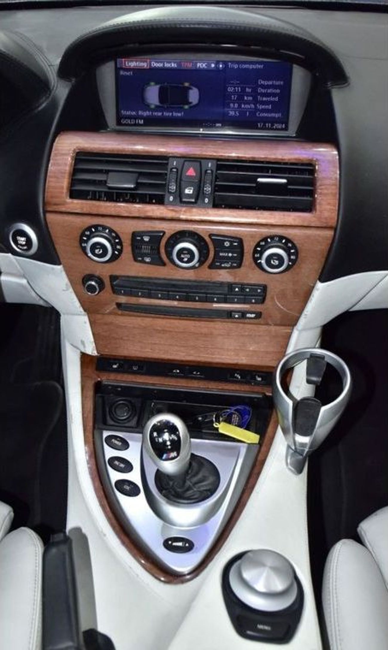 BMW M6 STANDARD EXCELLENT DEAL for our BMW M6 Convertible ( 2008 Model ) in Gray Color American Specs