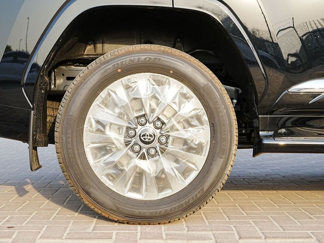 Toyota Land Cruiser VX