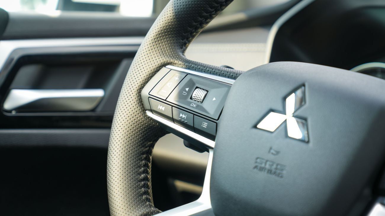 Mitsubishi Outlander Brand New 2026 Mitsubishi Outlander Medium Line (G05) 2.5L | 7-Seater SUV | GCC Spec | Export Only