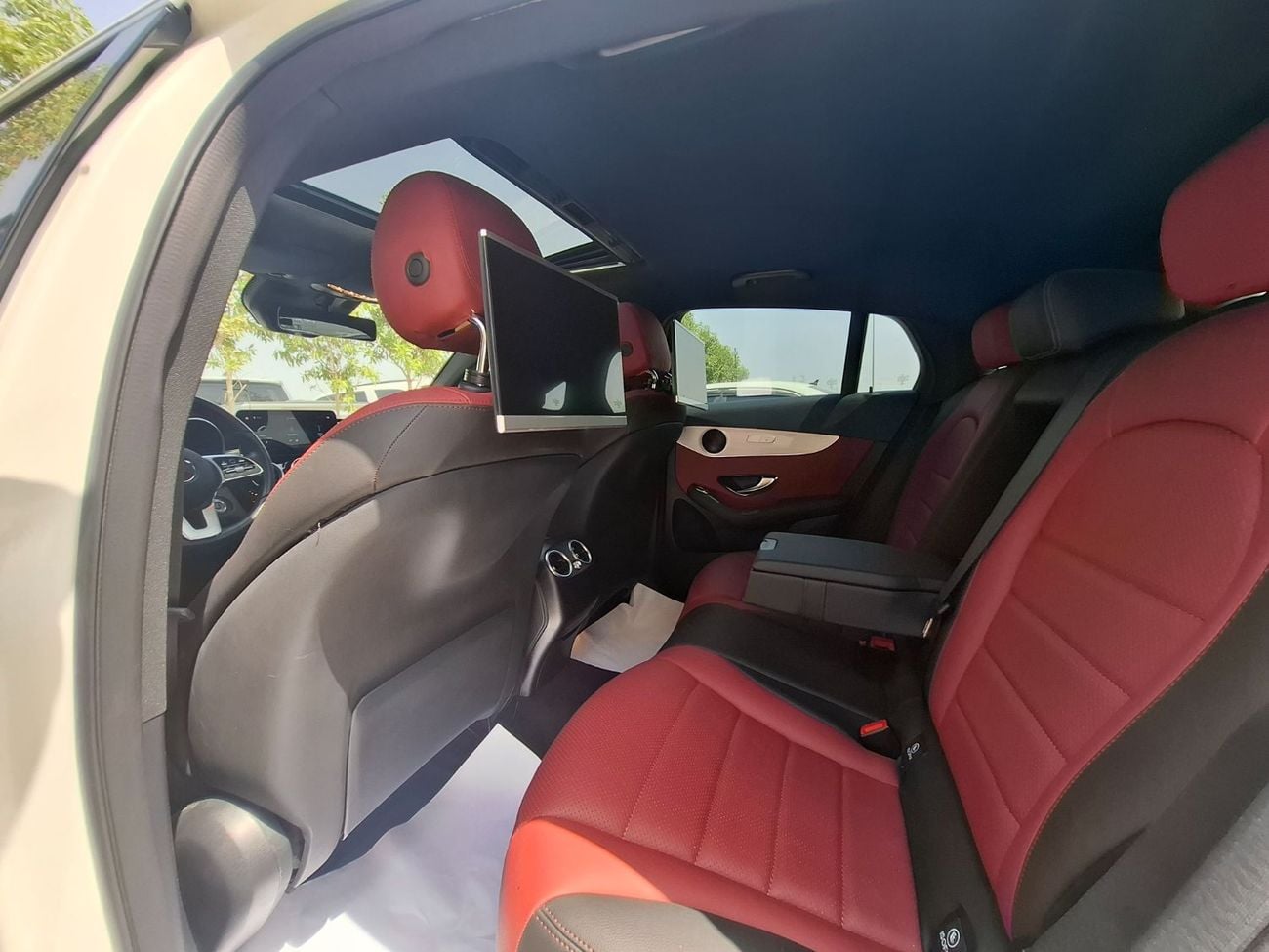 مرسيدس بنز GLC 200 PREMIUM PLUS مرسيدس glc220 2021