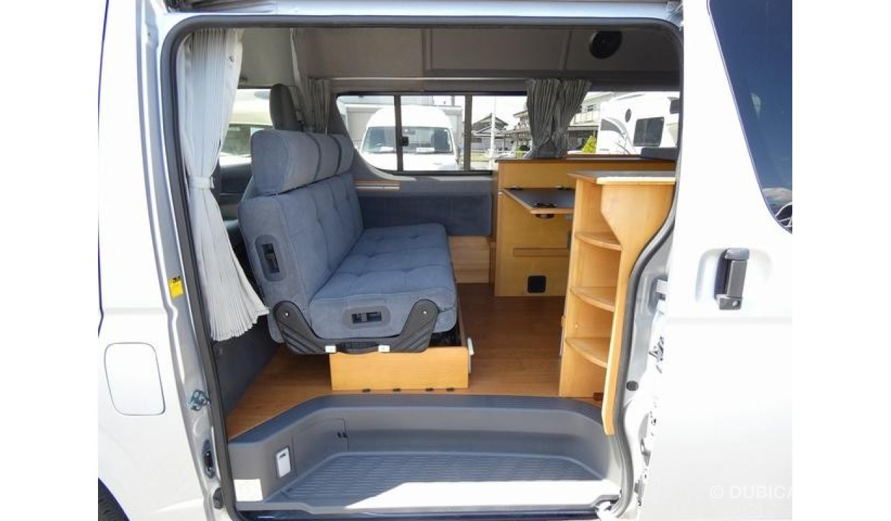 Toyota Hiace TRH200K