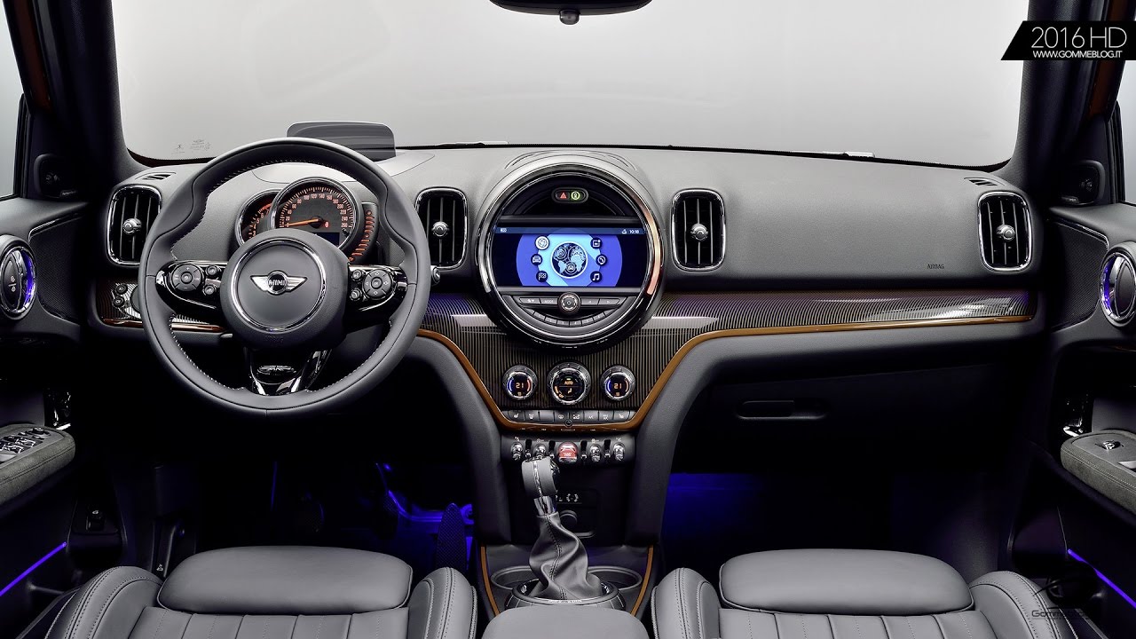 Mini Cooper Countryman interior - Cockpit