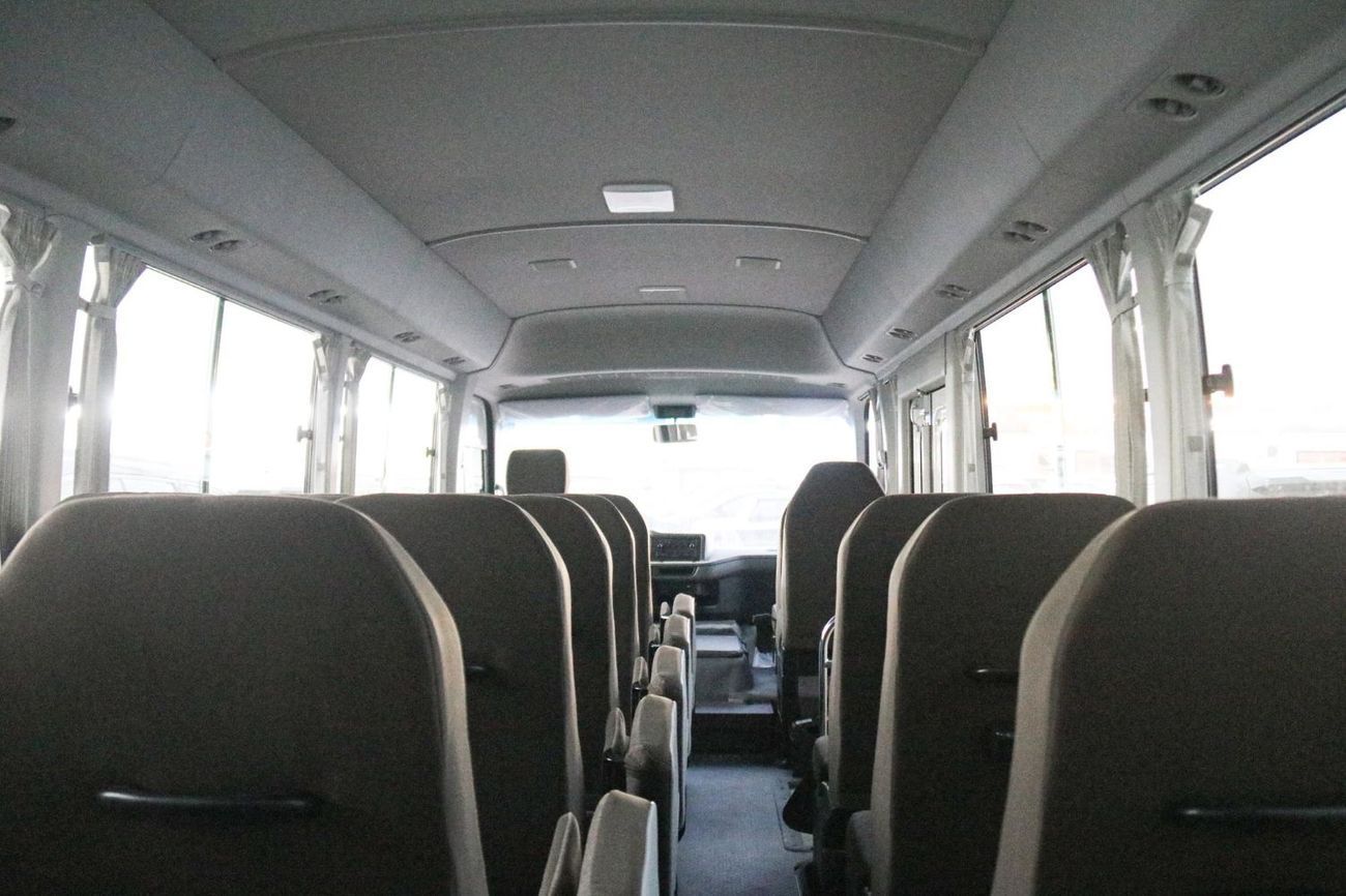 تويوتا كوستر 2024 Toyota Coaster 4.2L MT Diesel 30 Seats