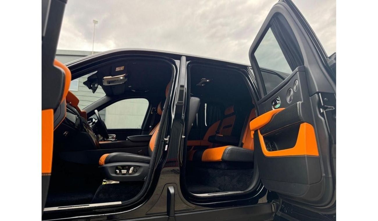 Rolls-Royce Cullinan 6.75 V12 Black Badge RIGHT HAND DRIVE