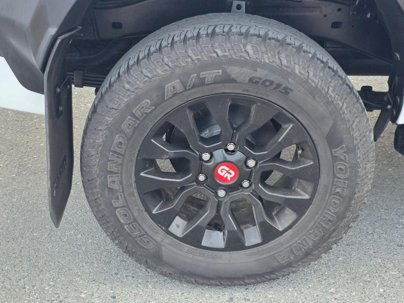 تويوتا هيلوكس -