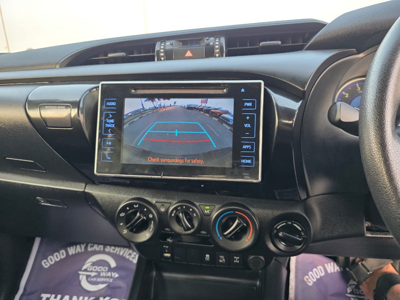 Toyota Hilux Face Lifted to 2024 model diesel 2.8 liter right hand drive automatic only for export available