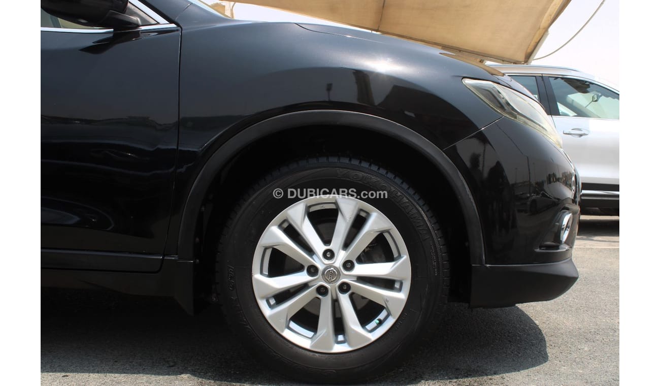 Nissan XTrail ACCIDENTS FREE - GCC - PERFECT CONDITION INSIDE OUT - BASE MODEL