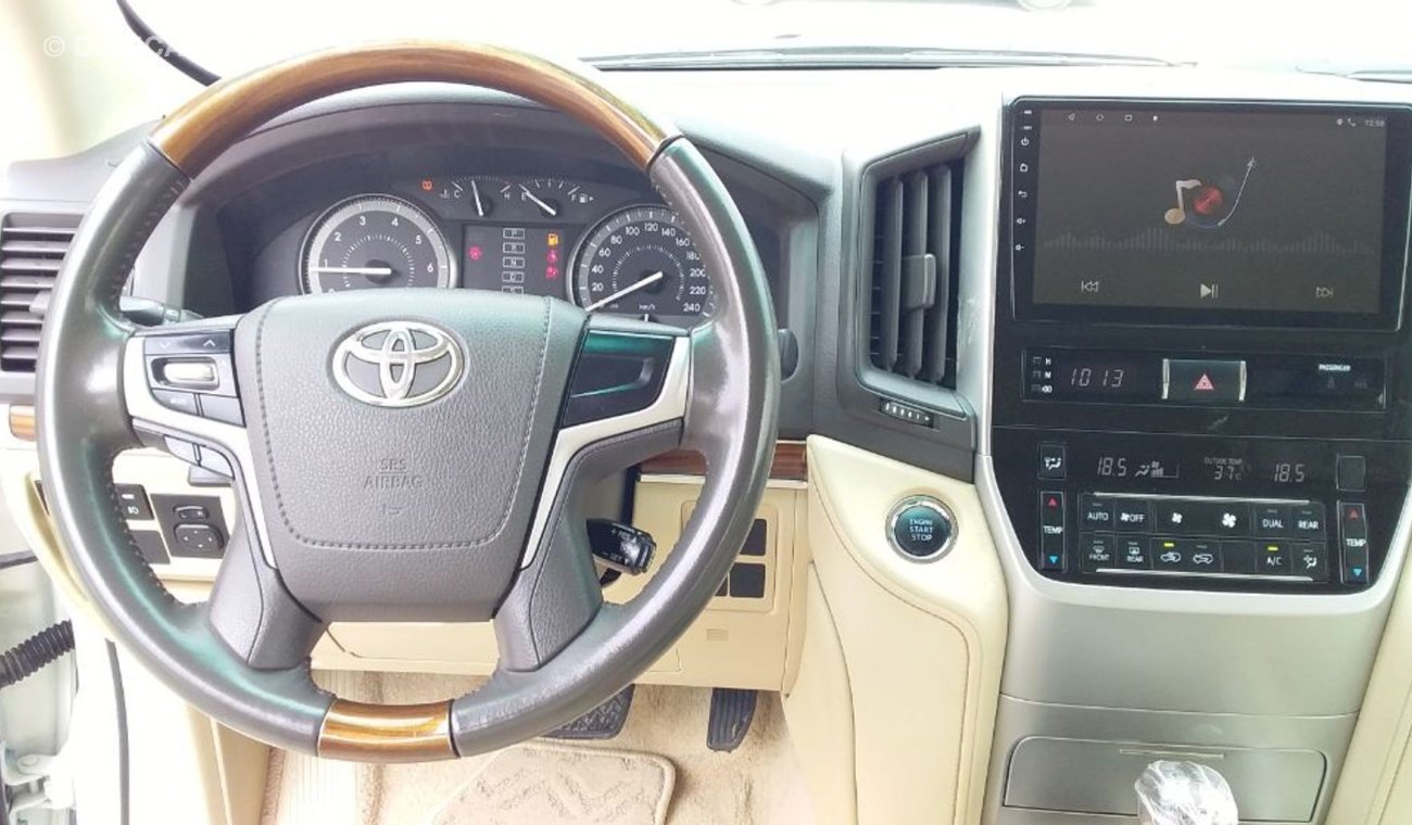 Toyota Land Cruiser Toyota Land Cruiser GX-R V8 2017