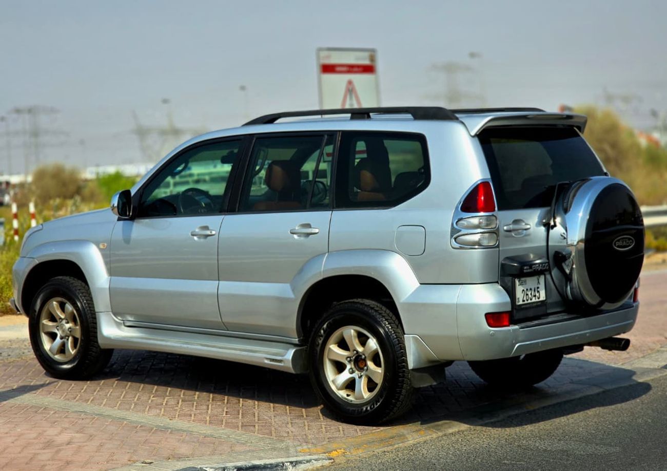 تويوتا برادو TOYOTA PRADO GX 2.7 SILVER INSIDE TAN