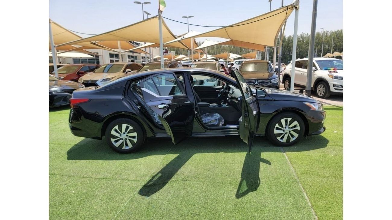 Nissan Altima 2020, Nissan Altima, Metallic Black Color