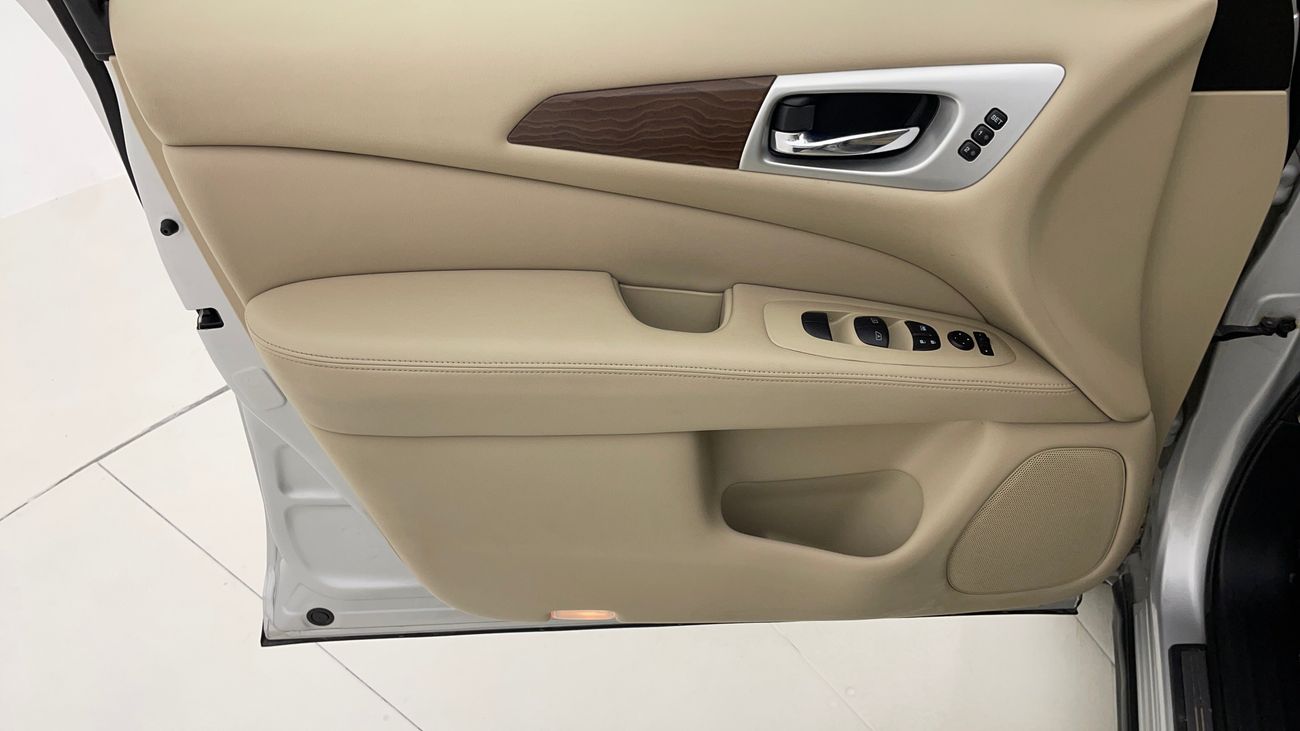 نيسان باثفايندر SL 3.5 | بدون دفعة مقدمة | اختبار قيادة مجاني للمنزل