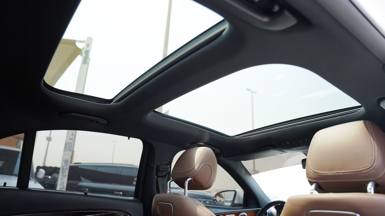 مرسيدس بنز E300 PREMIUM PLUS
