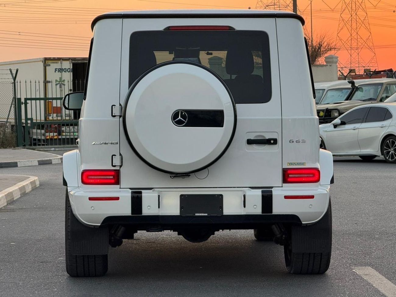 Mercedes Benz G63 AMG STD AMG Night Package