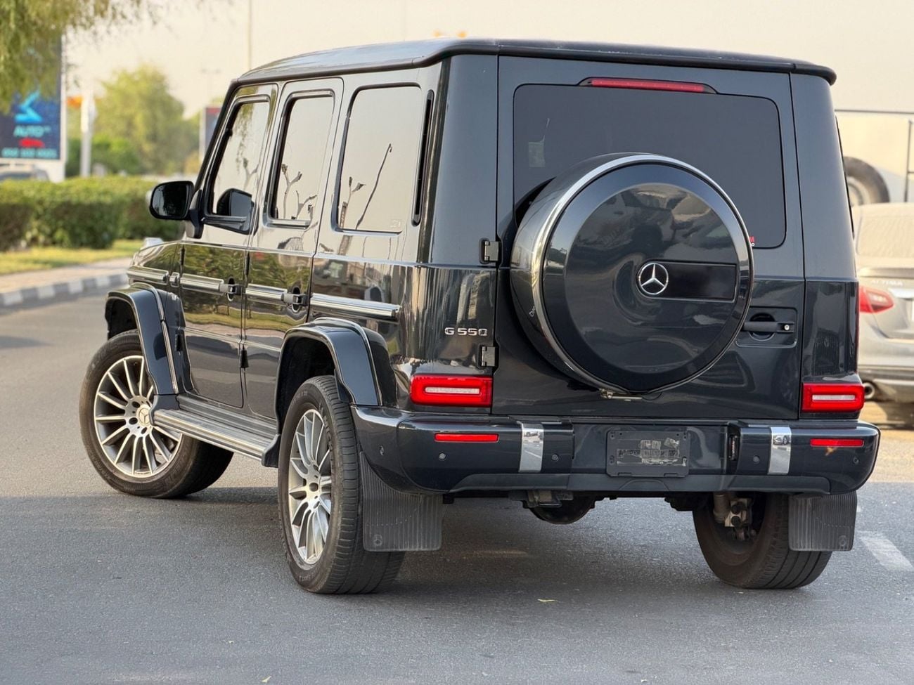Mercedes Benz G550