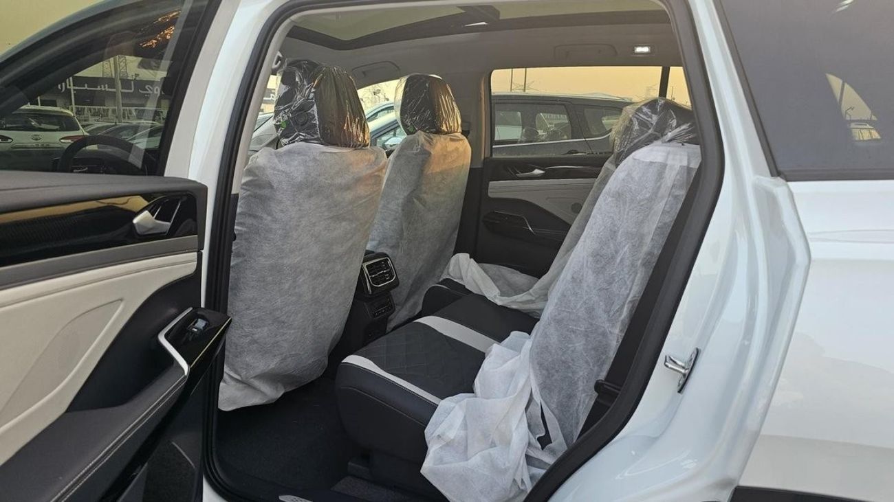 فولكس واجن ID.6 ID 6 Crozz Pro Full Option Open Sunroof ,HUD ,360 Camera ,7 Seat 2024 Model