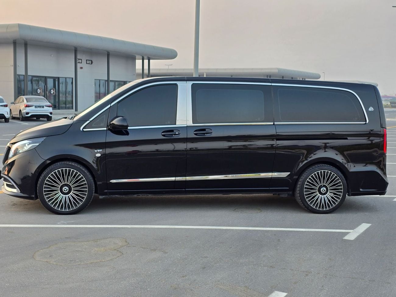 Mercedes Benz V 250 AVANTGARDE LWB