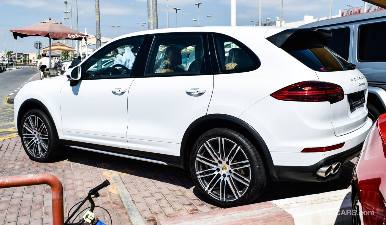 Porsche Cayenne S V6