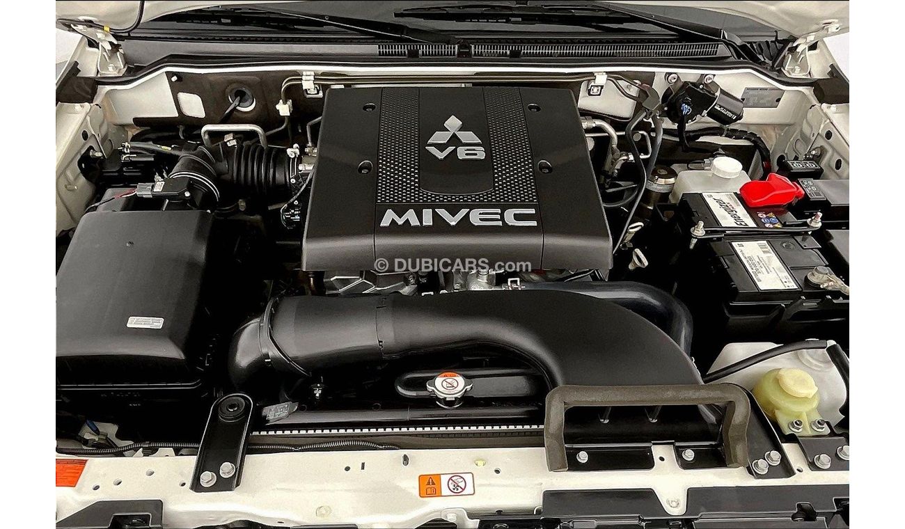 ميتسوبيشي باجيرو Signature Edition