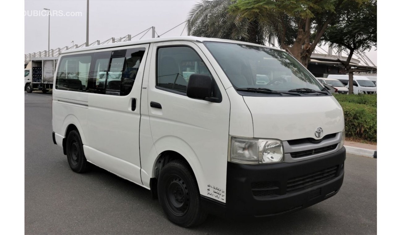 Toyota Hiace TOYOTA HIACE 14 PASSENGER 2009