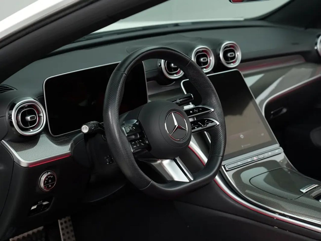 مرسيدس بنز CLE200 STD LOW Mileage CLE 200 Carbriolet