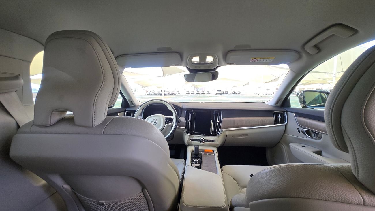 فولفو S90