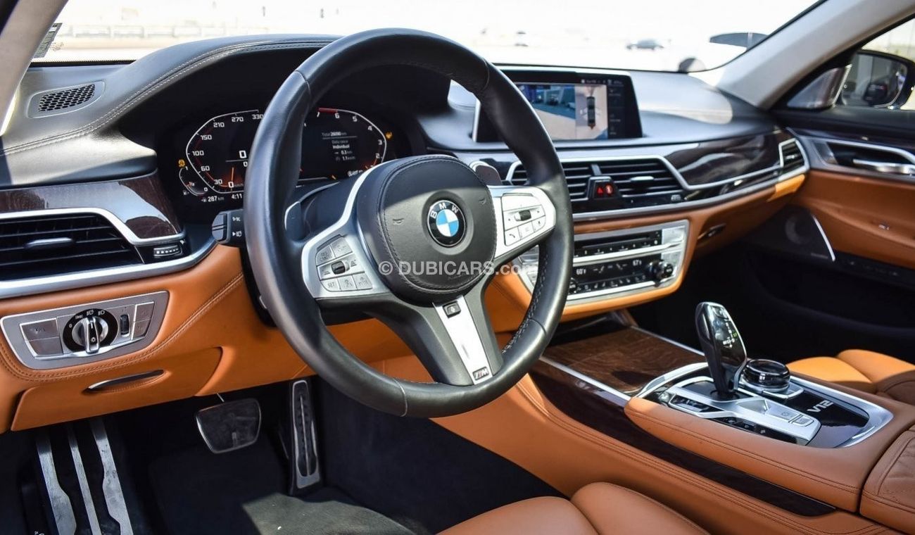 BMW M760Li Li XDRIVE Perfect Condition ( LOW KILOMETERS)