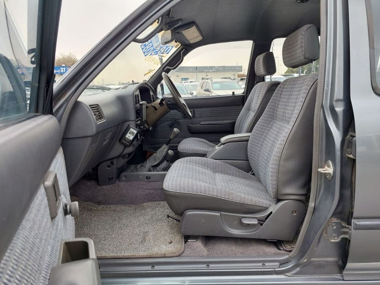 تويوتا هيلوكس TOYOTA HILUX PICK UP RHD 1994 MODEL 2.8 L DIESEL MANUAL(PM19135)