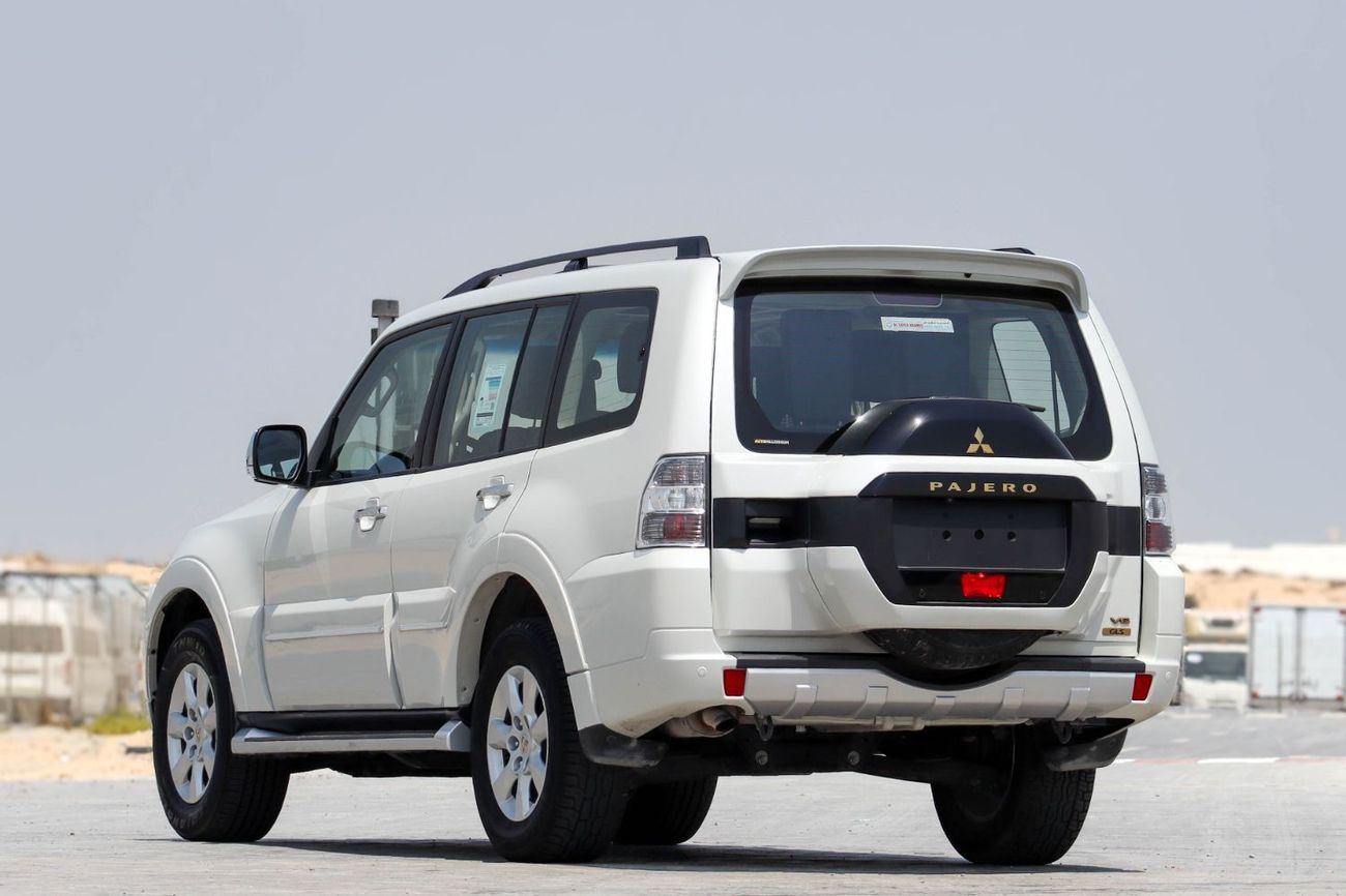 Mitsubishi Pajero Mitsubishi Pajero | 3.0L | 2022 | GCC Original Paint Accident-Free In Excellent Condition 1092 P.M