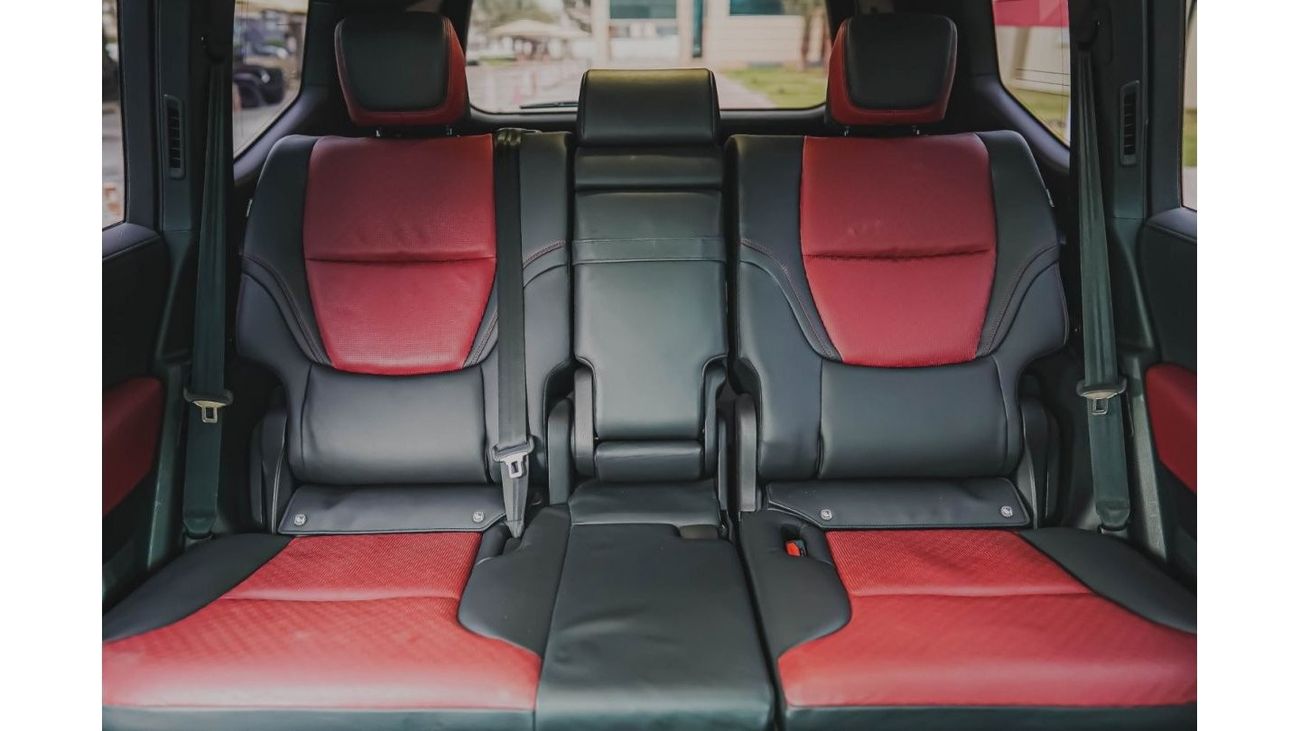 Toyota Land Cruiser GR-S