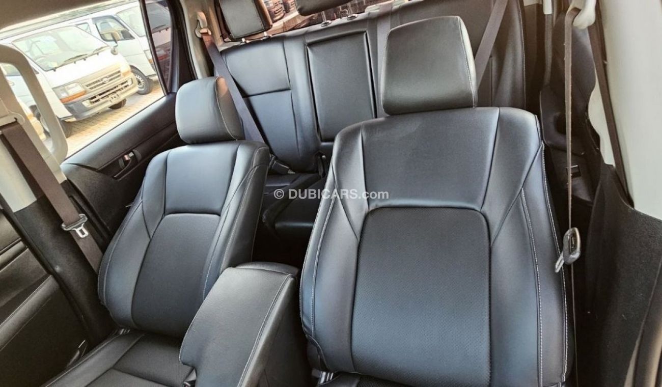 Toyota Hilux FACELIFTED TO ROCCO 2023 | ALLOY RIMS | 2800cc DIESEL ENGINE | RHD | 4WD | TINTED WINDOWS | BLACK IN