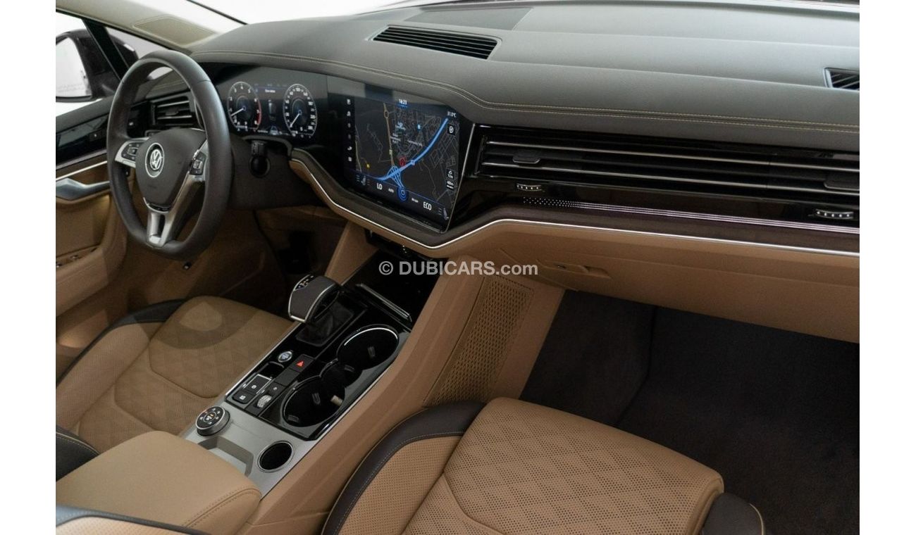 Volkswagen Touareg 2020 Volkswagen Touareg Atmosphere / Full Volkswagen Service History & Warranty