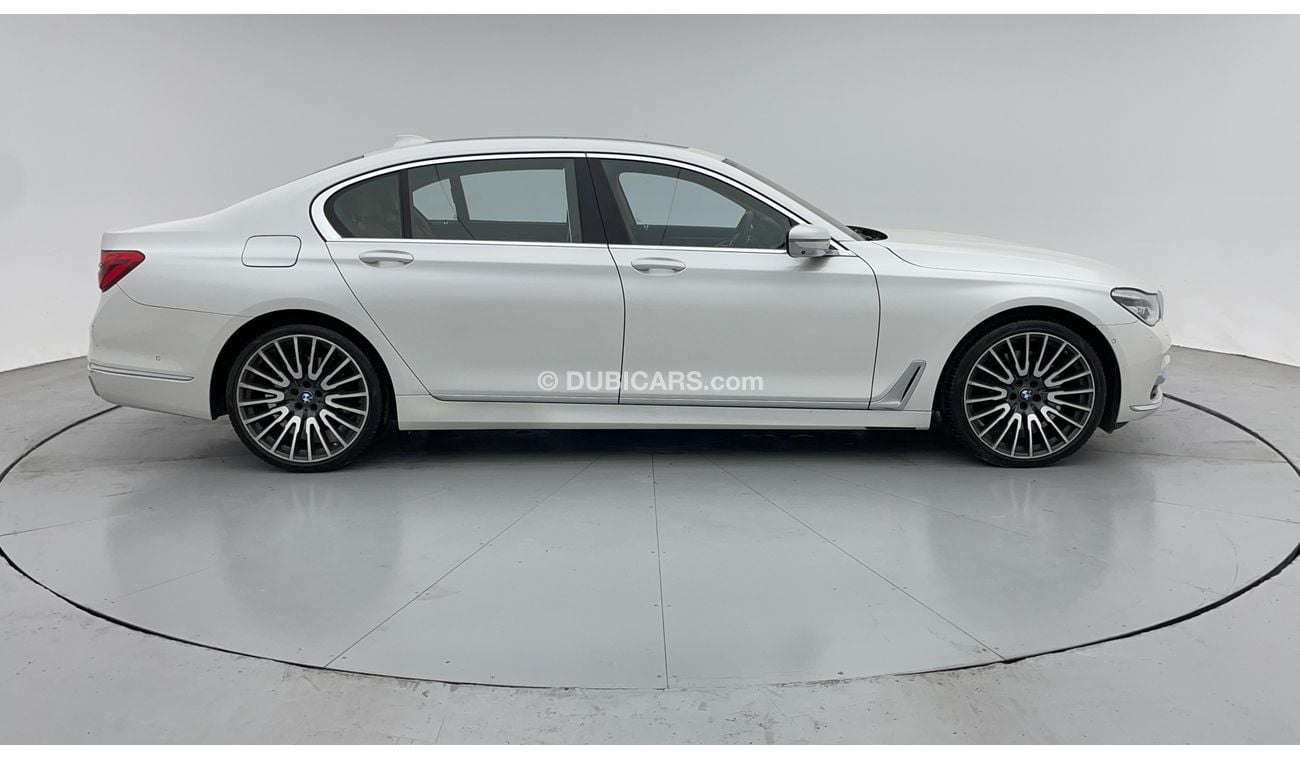 بي أم دبليو 750Li LUXURY 4.4 | بدون دفعة مقدمة | اختبار قيادة مجاني للمنزل