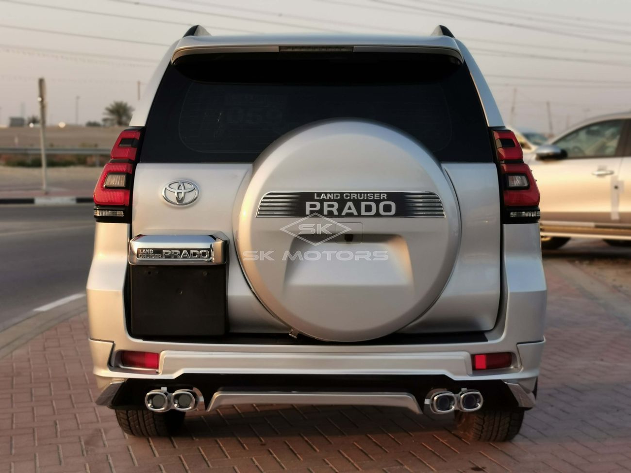 Toyota Prado TXL,4.0L V6 Petrol, Alloy Rims, DVD Camera, Leather Seats, Rear A/C, 4WD ( LOT # 5611)