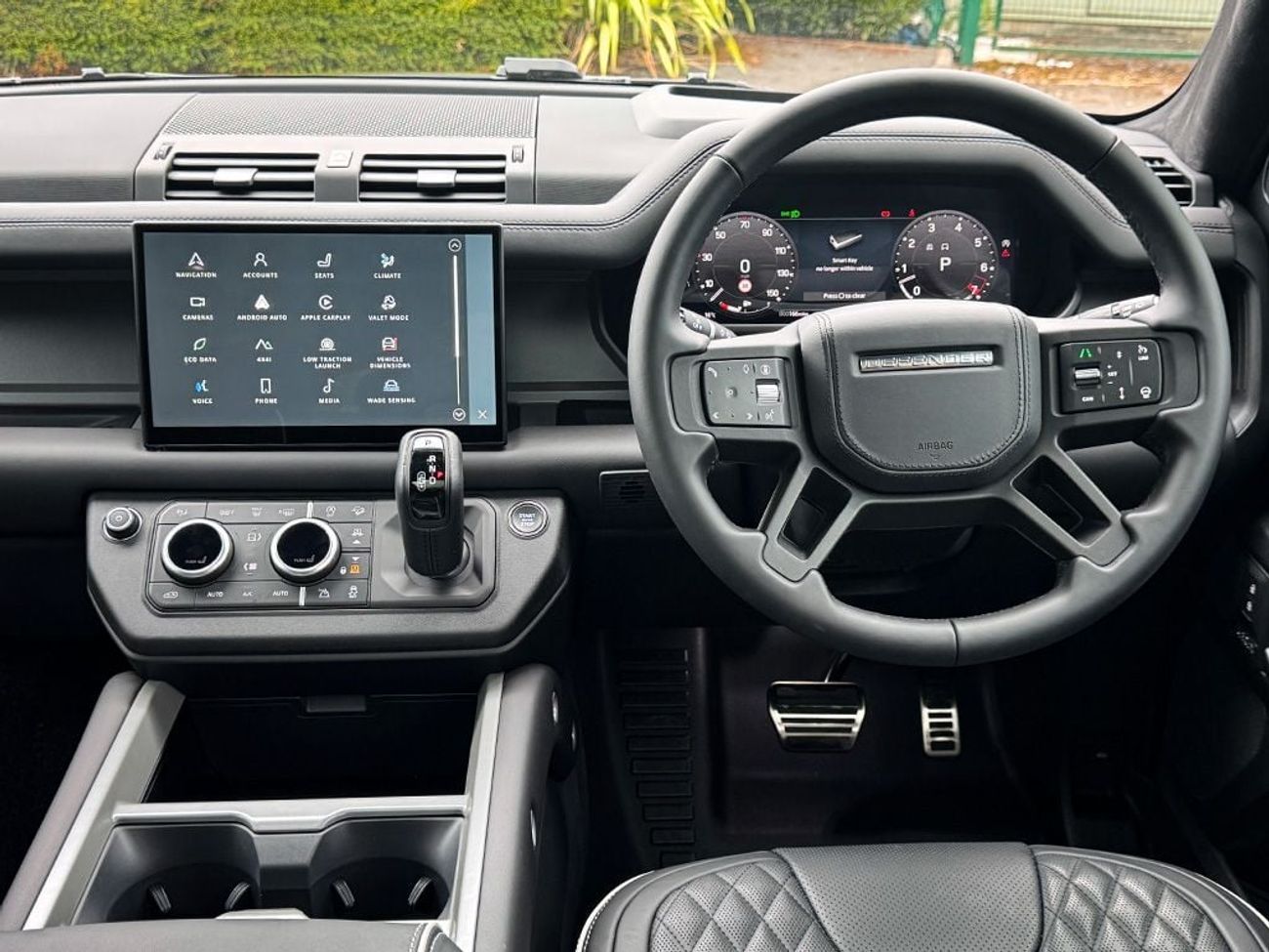 Land Rover Defender 110 X P425 5.0L V8 OVERFINCH in RIGHT HAND DRIVE (EXPORT ONLY)