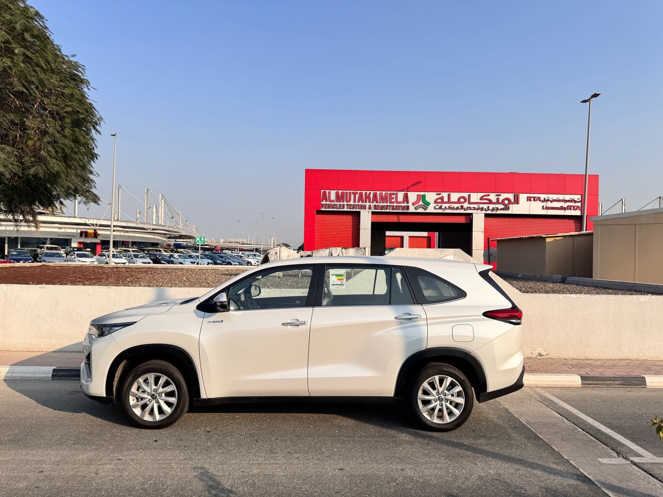 تويوتا إينوفا Hybrid 2.0L GCC 2024 Brand New 0Km