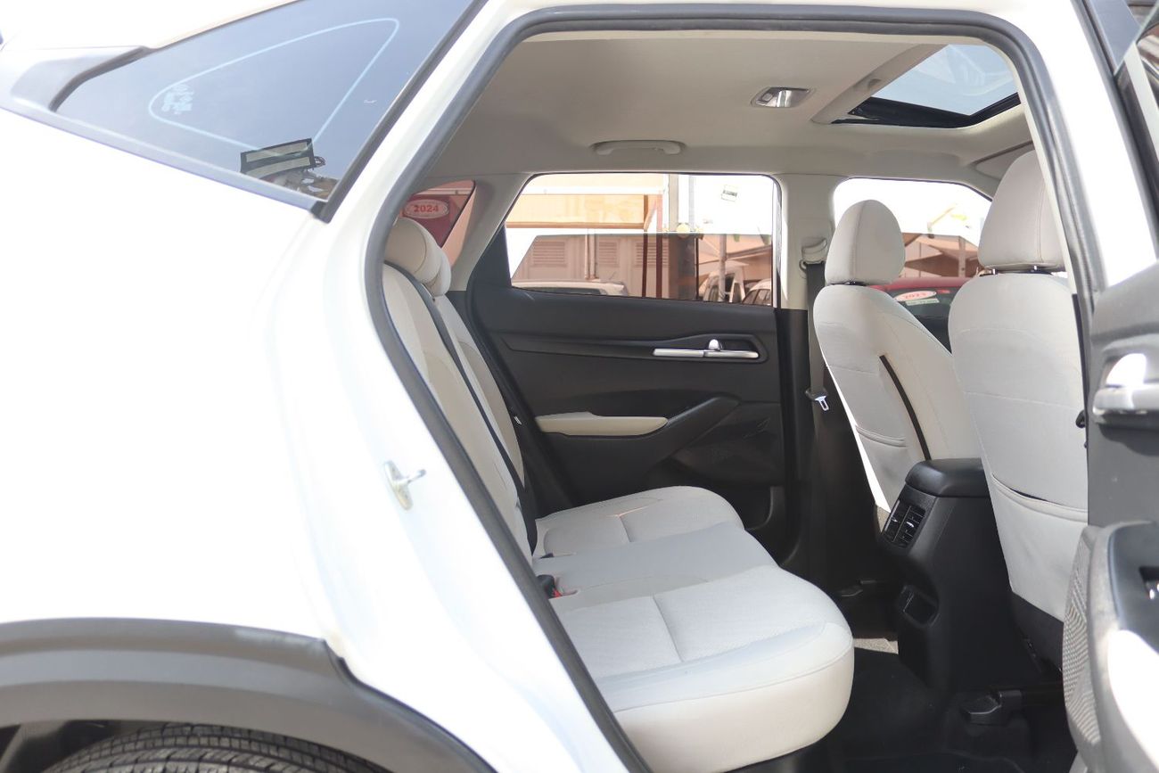 Kia Seltos LX 1.6L Kia Seltos - 2021- GCC-  Full Option - 1.6L - Low mileage - Excellent condition