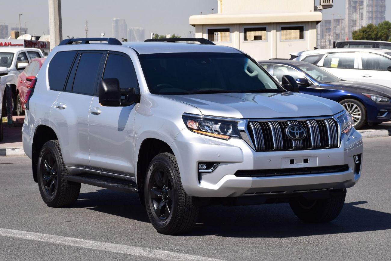 تويوتا برادو Diesel 2.8L 7 Seater. Service History Available