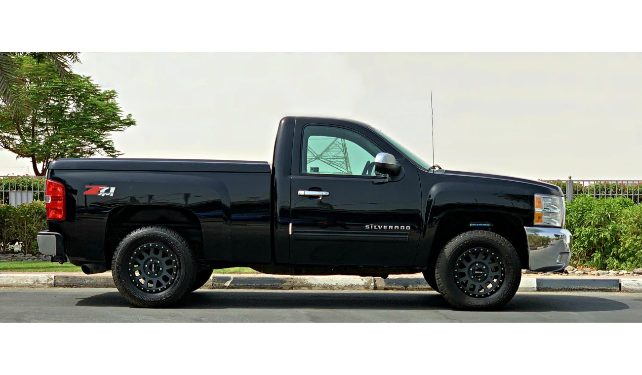 Chevrolet Silverado LT - 2013 - SUPERCHARGED ENGINE -EXCELLENT CONDITION - AUTO LOAN AVAILABLE