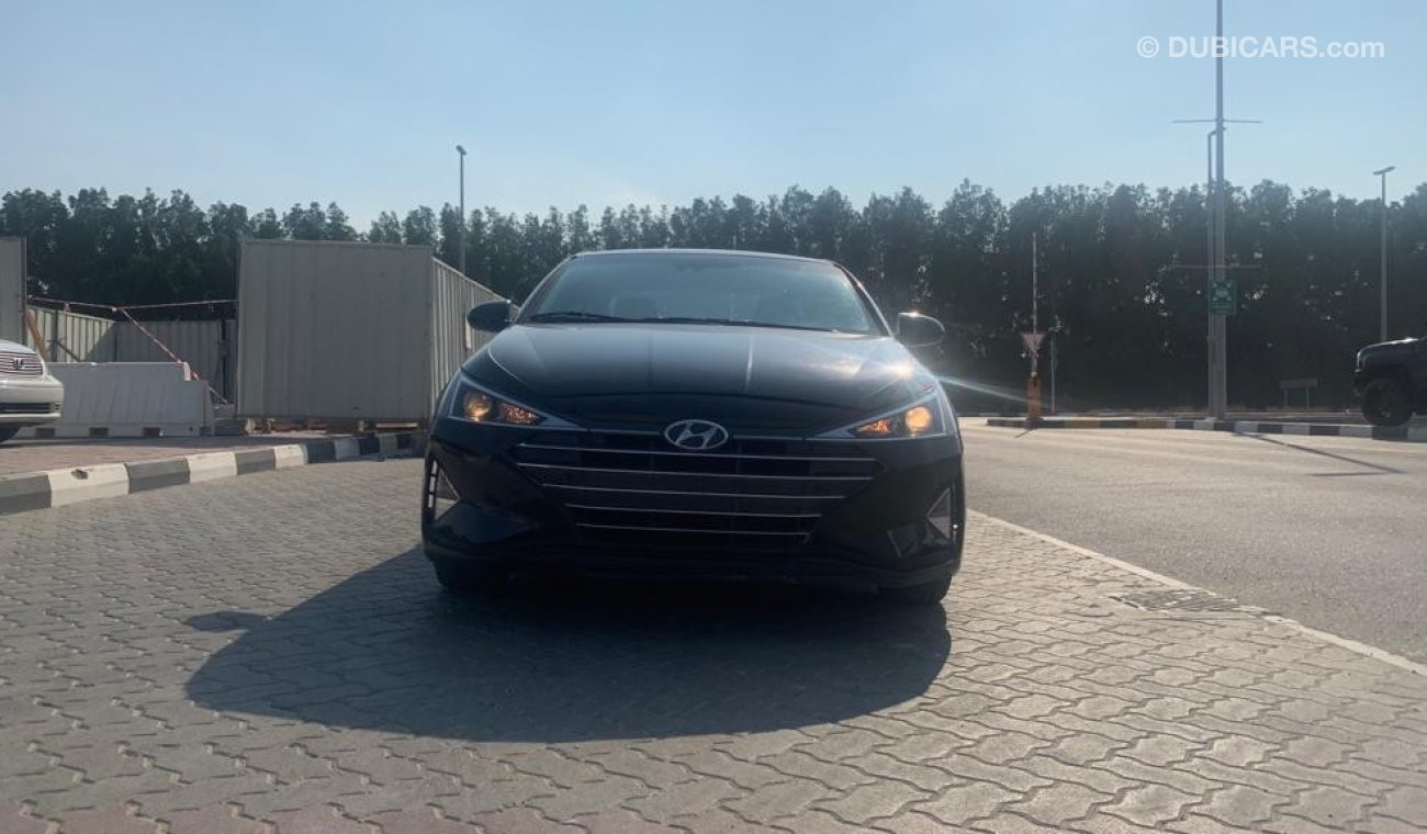 Hyundai Elantra SE - Very Clean Car