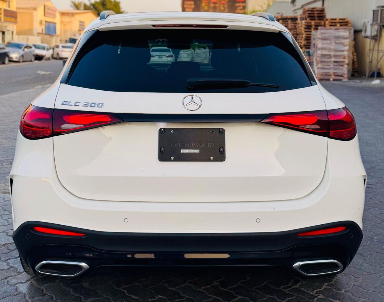 مرسيدس بنز GLC 300