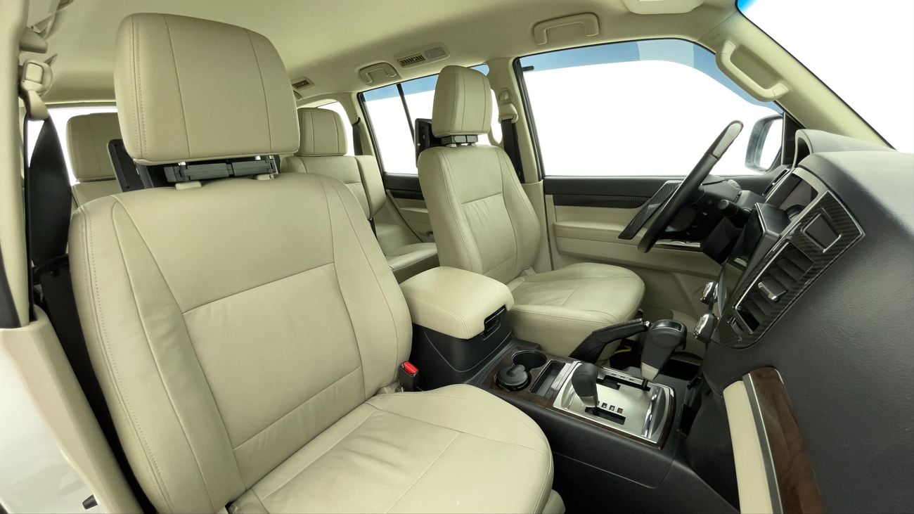 ميتسوبيشي باجيرو GLS HIGHLINE 3.8 | بدون دفعة مقدمة | اختبار القيادة في المنزل